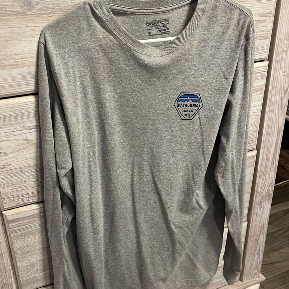 long sleeve patagonia shirt